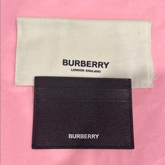 NWT Burberry Card Holder - Picture 1 of 3